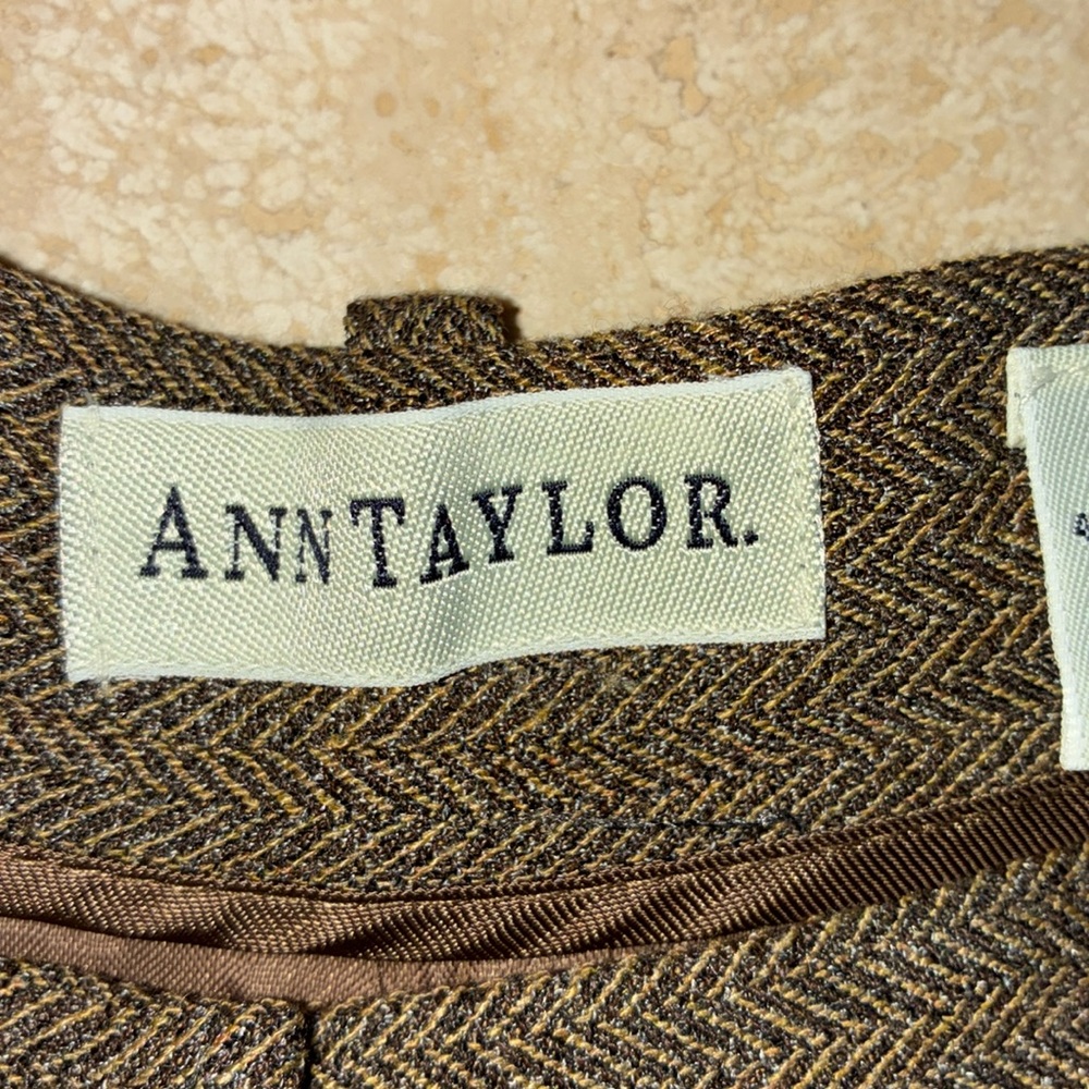 ANN TAYLOR trousers, gold/tan, herringbone tweed, pleats, pockets, cuffs. 12 EUC - Picture 11 of 17